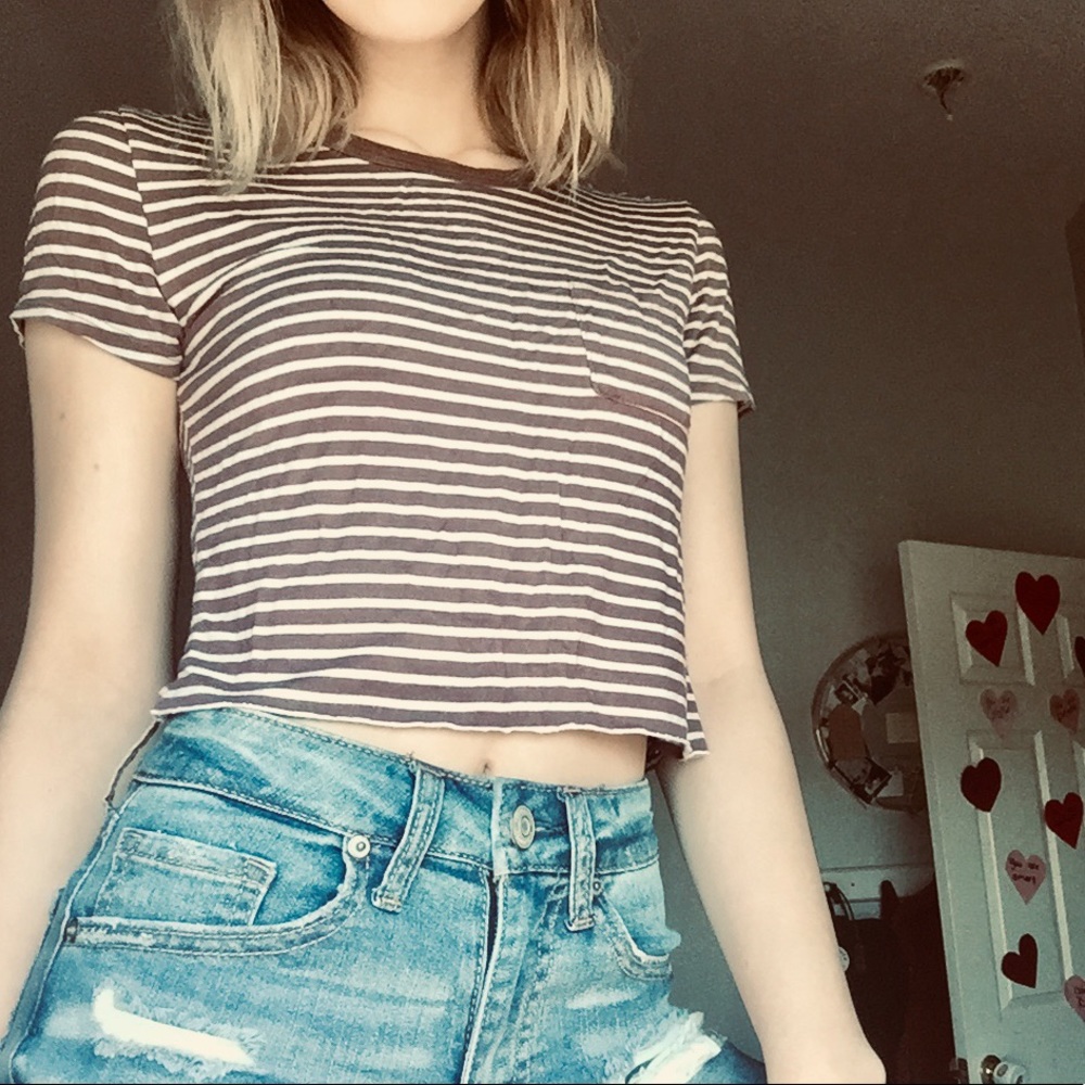 Mauve and white striped tee